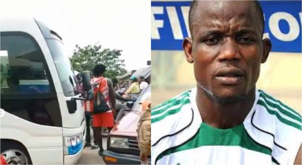 Julius Ubido Nigerian stops the former club's bus, seizes it over unpaid salaries as players go to the stadium to play Warri Wolves on commercial motorcycles.
Photo by @naija_footballers.