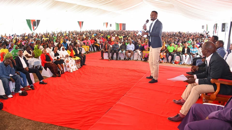 Mixed reactions as ODM shares picture of DP Ruto campaigning for Mariga